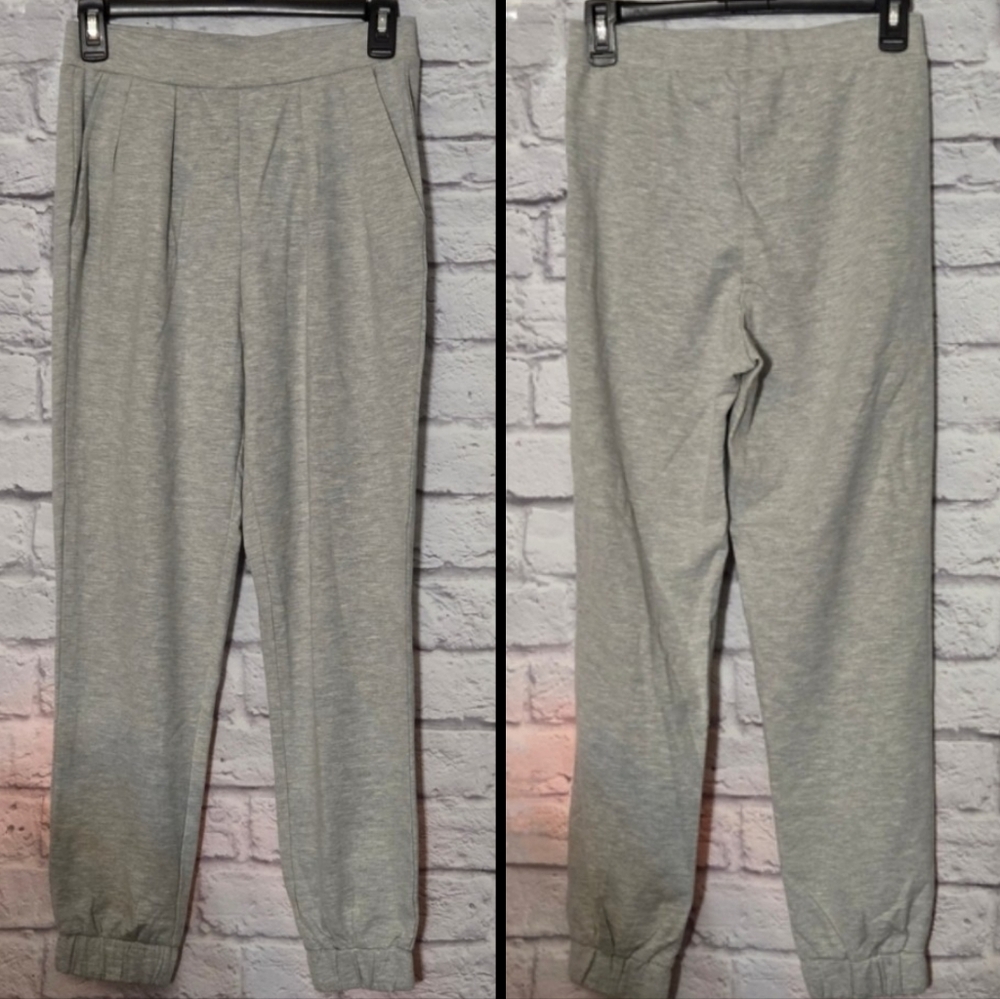 NWOT Wynne Lounge By Marla Wynne Baby French Terry Slouch Gray Jogger Pants